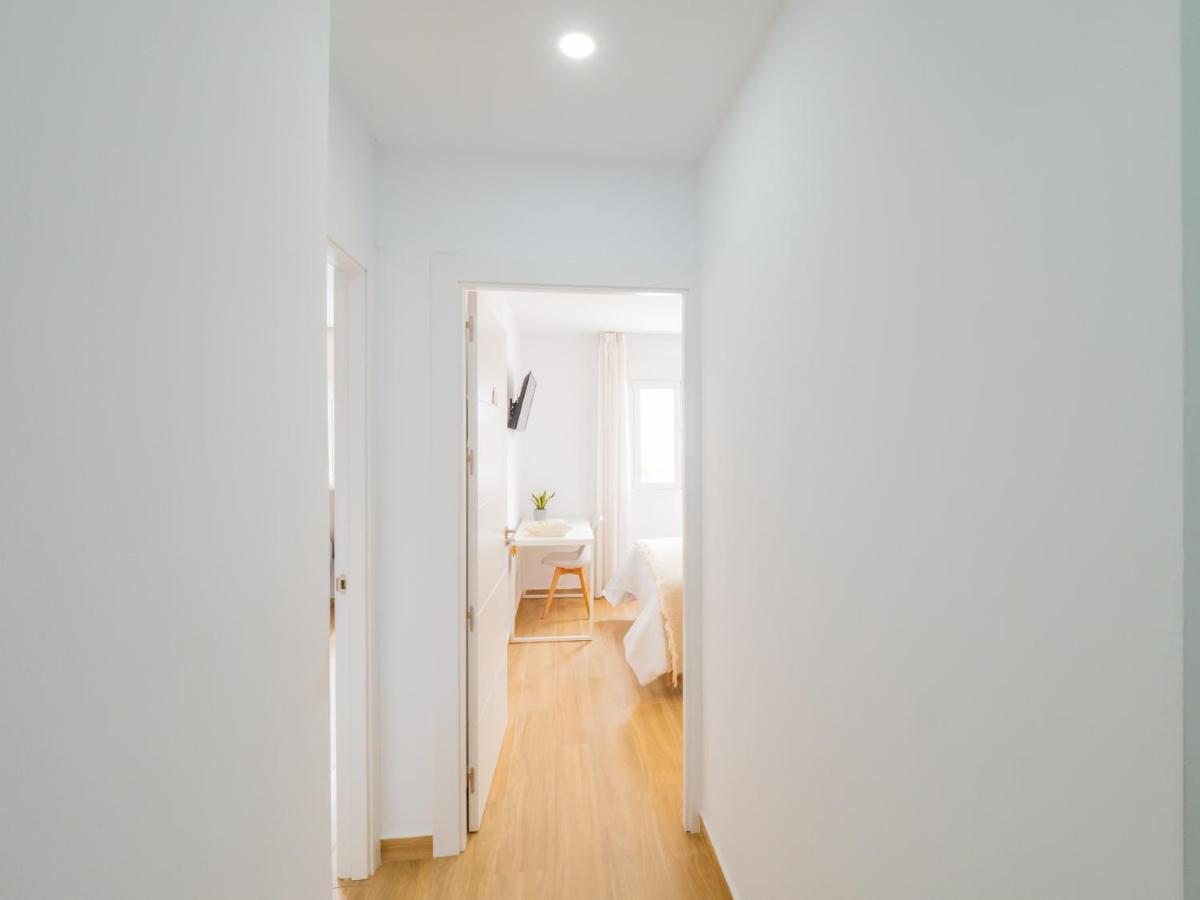 Cubo'S Hostal William'S Sunny 5 With Breakfast ตอร์เร เด เบนากาลบอน ภายนอก รูปภาพ